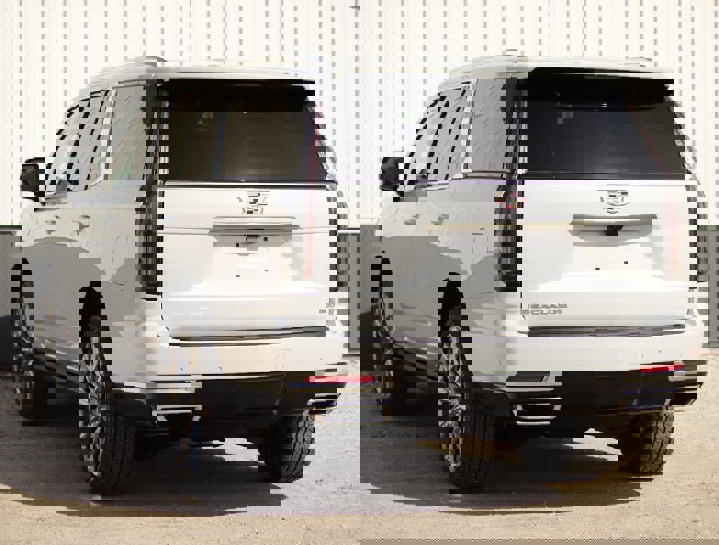 New 2026 Cadillac Escalade Platinum Luxury w/ LPO, Floor Liner Package image 5