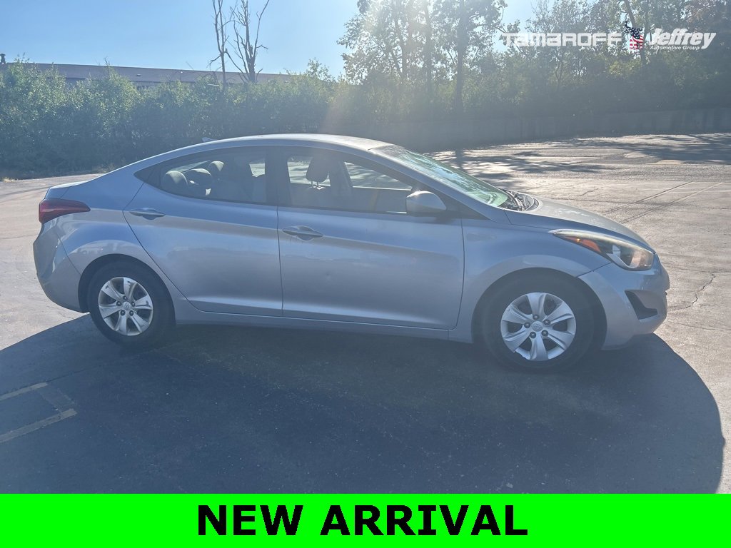 Used 2016 Hyundai Elantra SE
