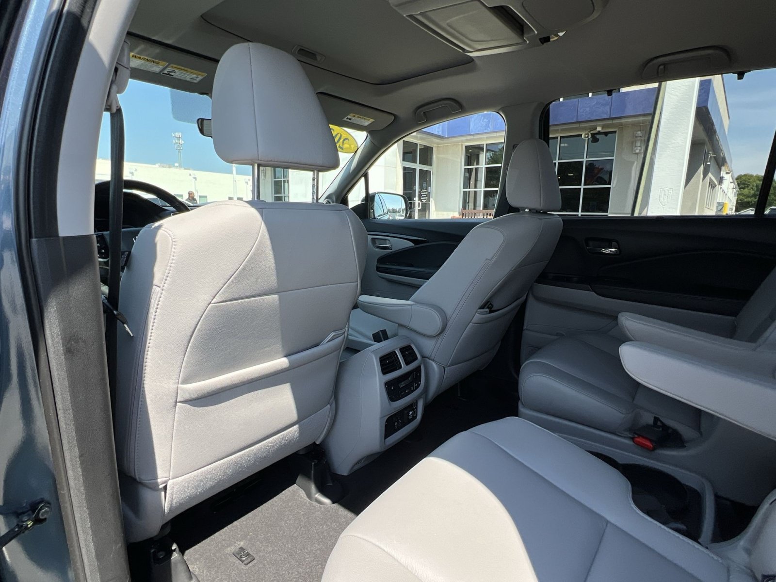 Used 2021 Honda Pilot Touring image 23