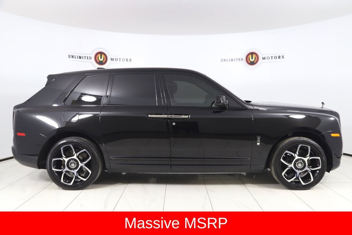 Used 2024 Rolls-Royce Cullinan Black Badge AWD/4WD image 2