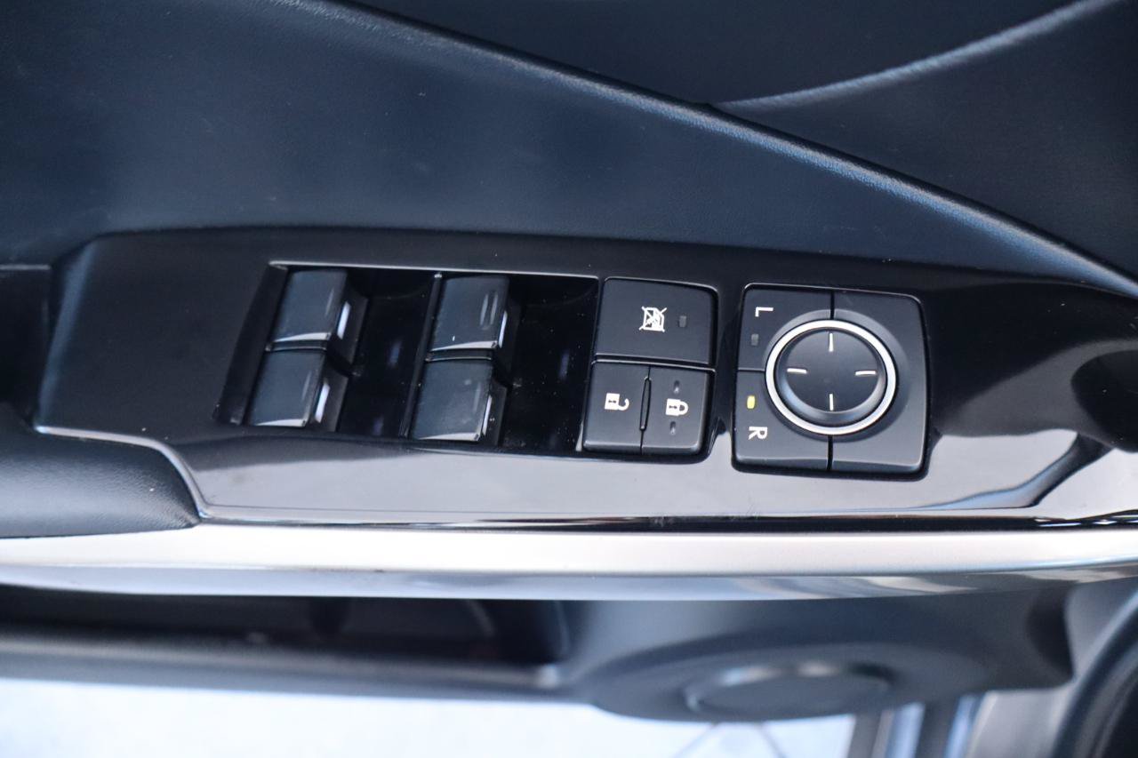 Used 2016 Lexus IS 200t RWD image 27