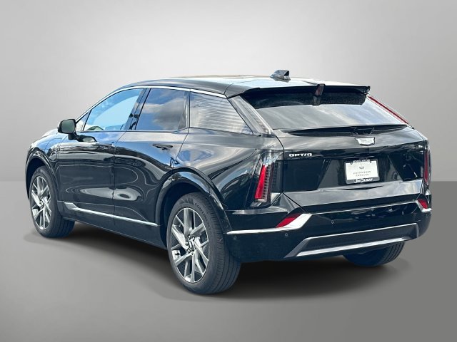 New 2027 Cadillac Optiq Premium Luxury w/ LPO, Floor Liner Package AWD/4WD image 16
