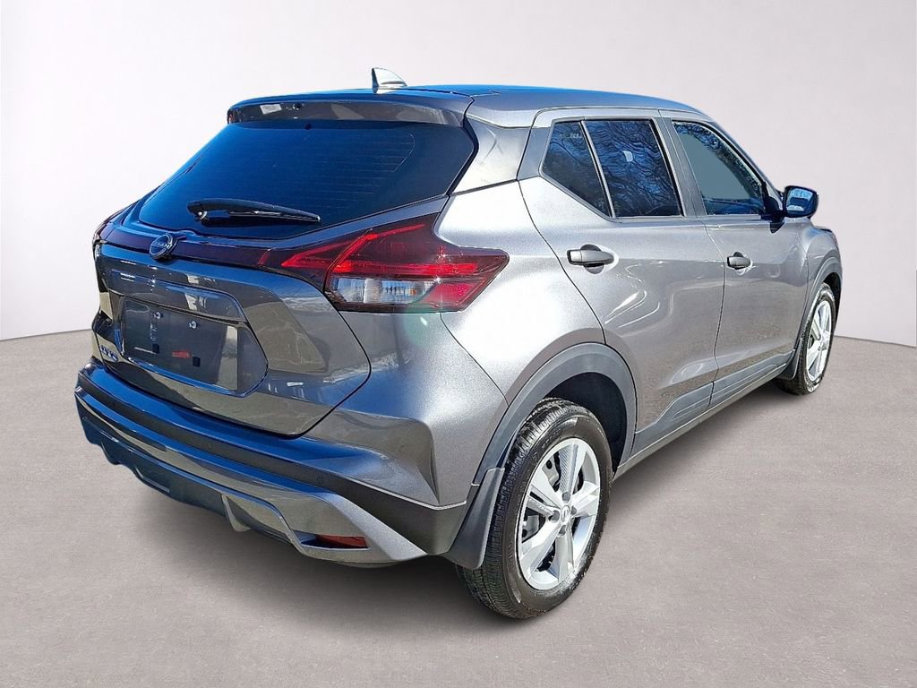 Used 2024 Nissan Kicks S image 7