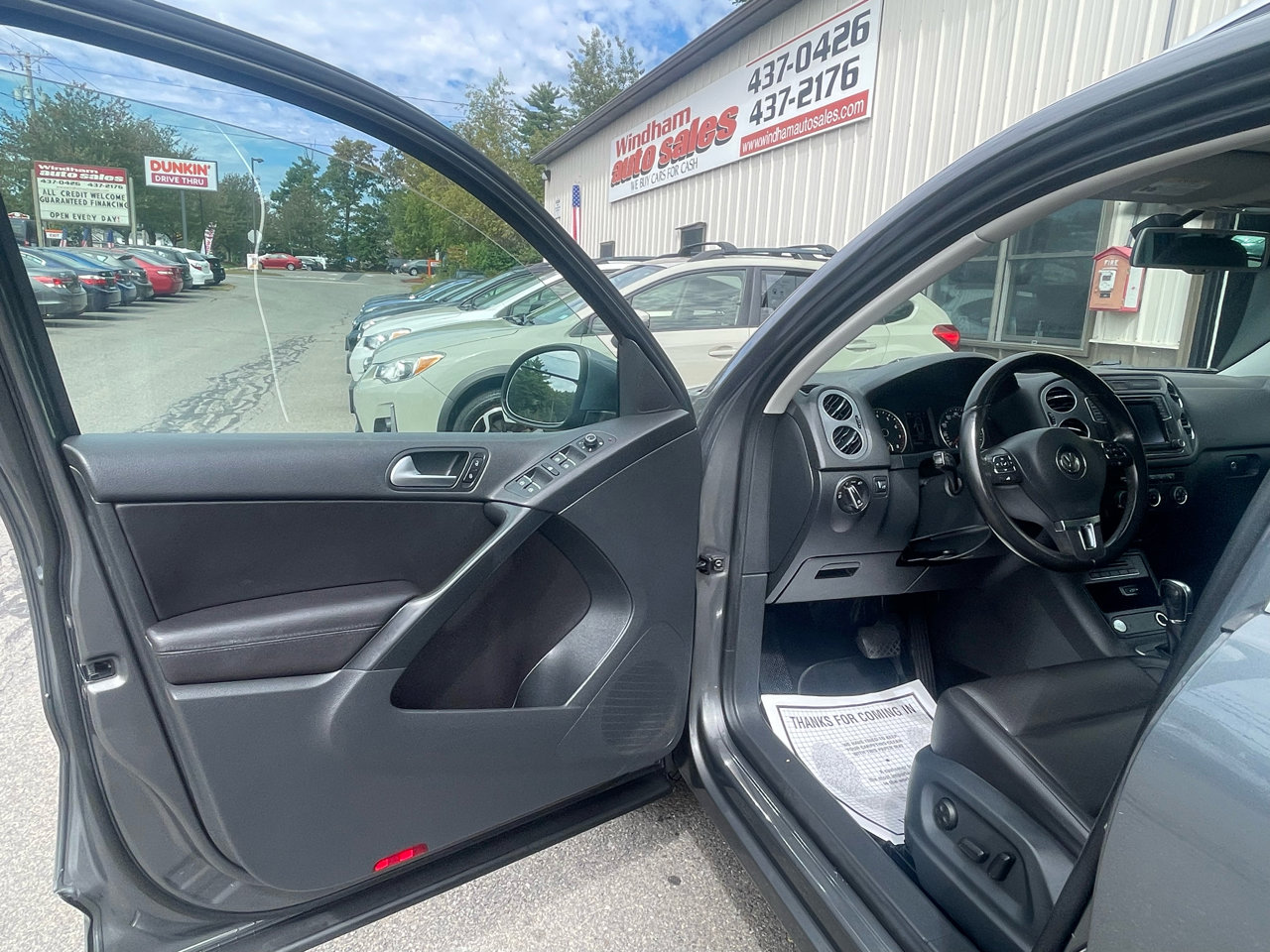 Used 2016 Volkswagen Tiguan SE image 10