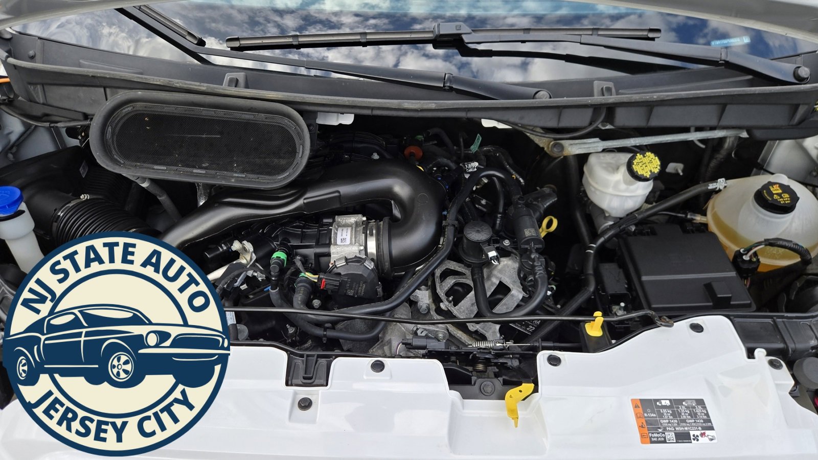 Used 2023 Ford Transit 250 Low Roof w/ Exterior Upgrade Package image 26