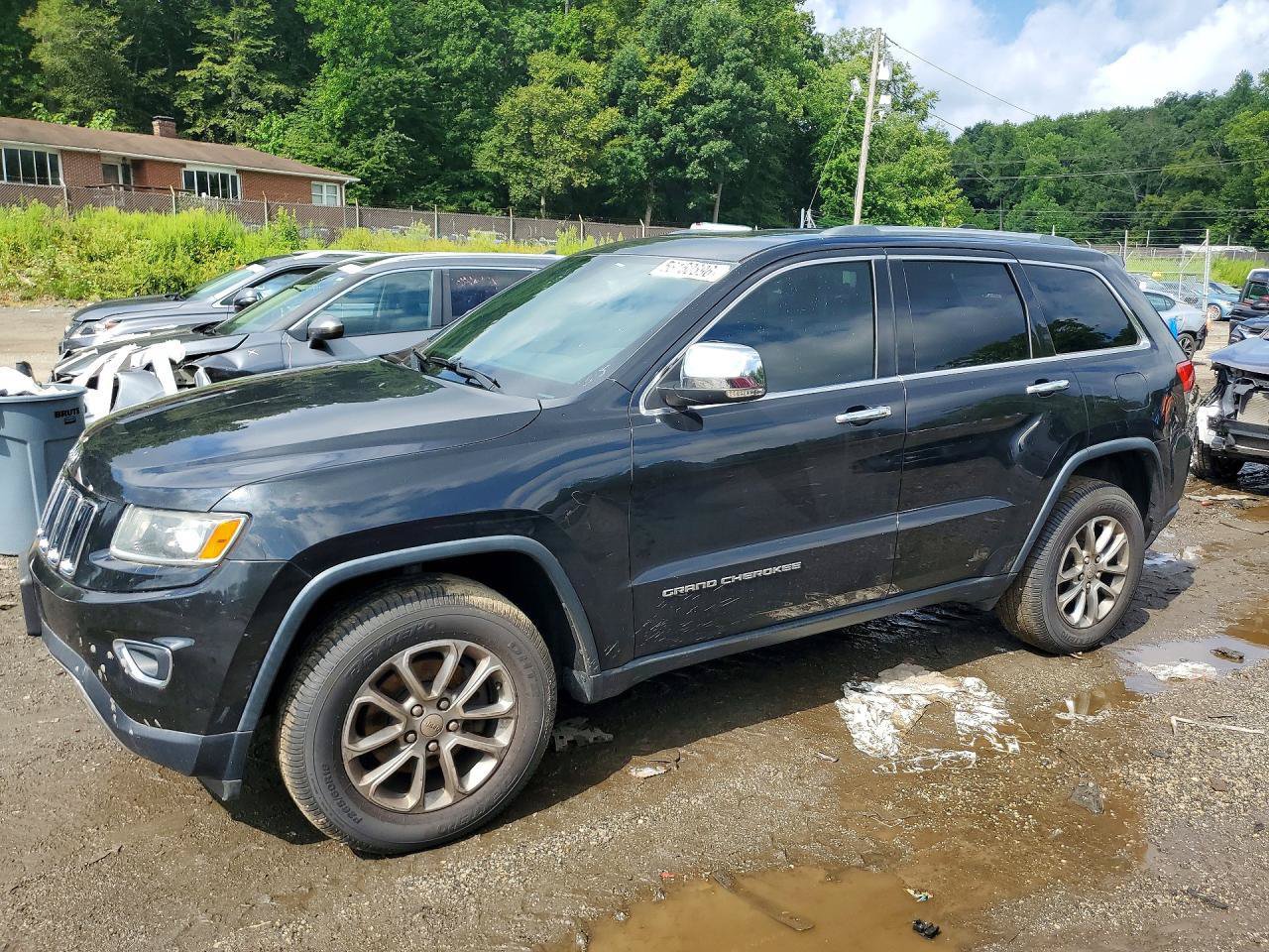 Used 2016 Jeep Grand Cherokee Limited AWD/4WD image 2