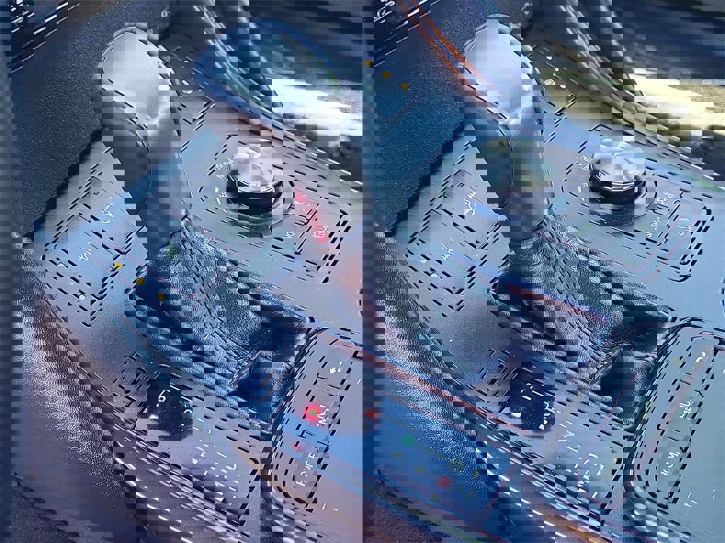 Used 2025 Lexus IS 300 F Sport image 22