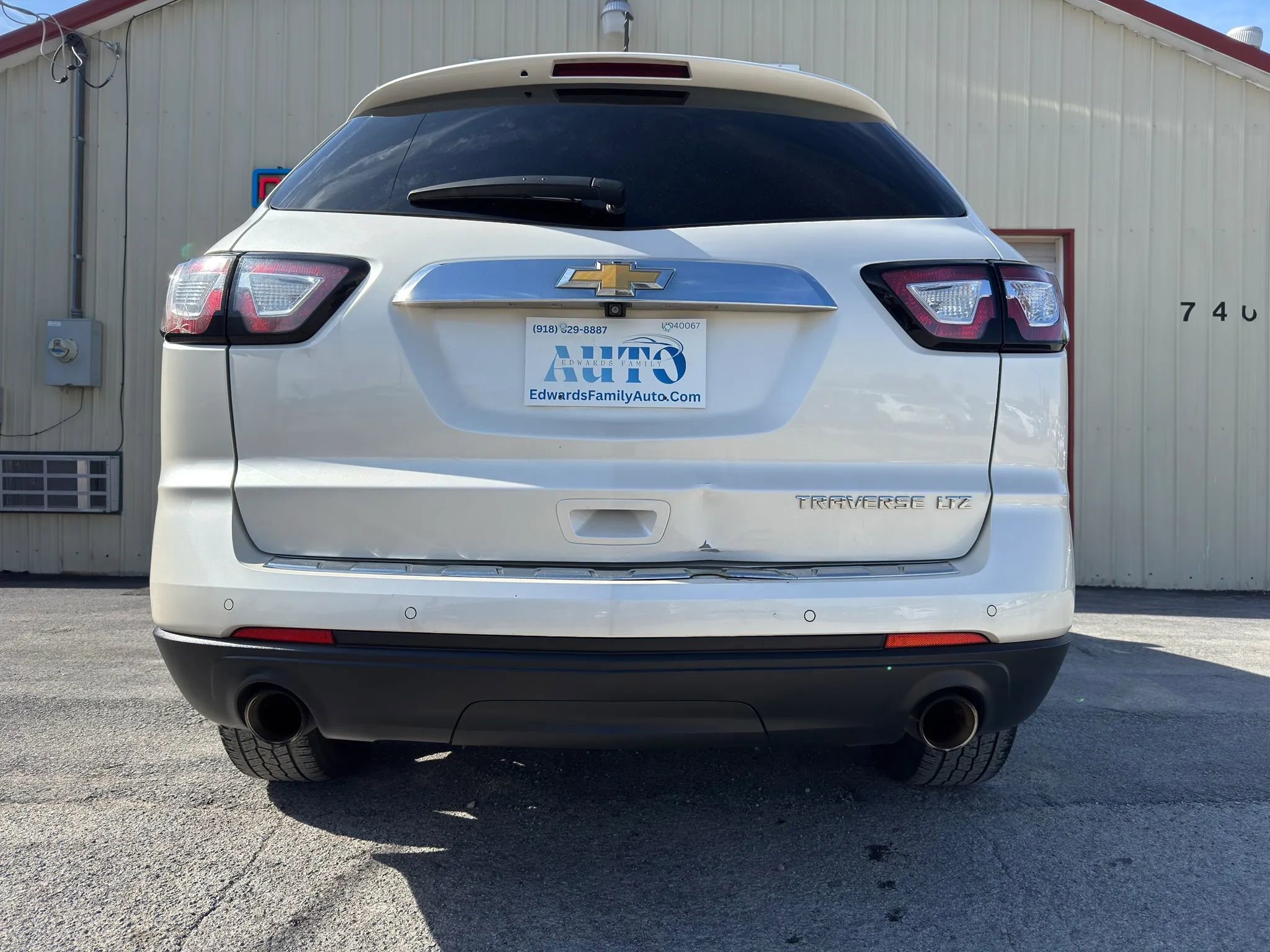 Used 2014 Chevrolet Traverse LTZ FWD image 27