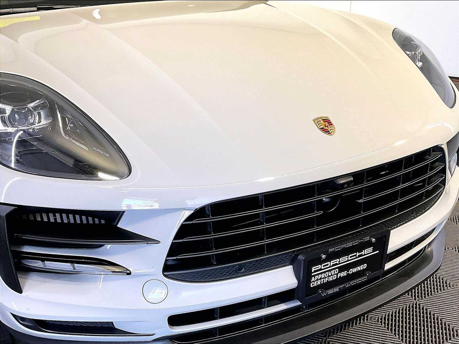 Certified 2021 Porsche Macan S AWD/4WD image 34