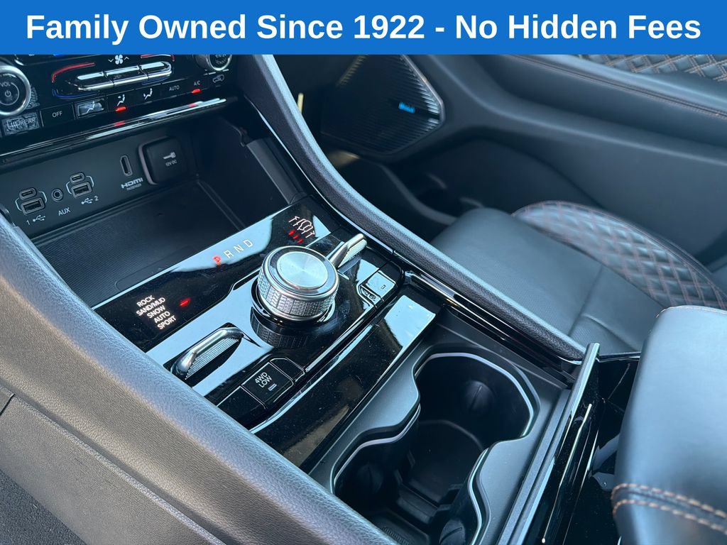 Used 2022 Jeep Grand Cherokee Summit w/ Luxury Tech Group V AWD/4WD image 33