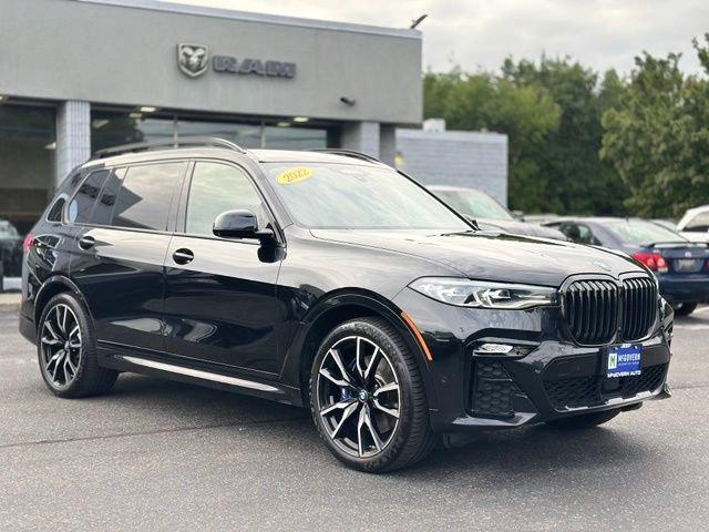 Used 2022 BMW X7 xDrive40i w/ M Sport Package AWD/4WD image 9