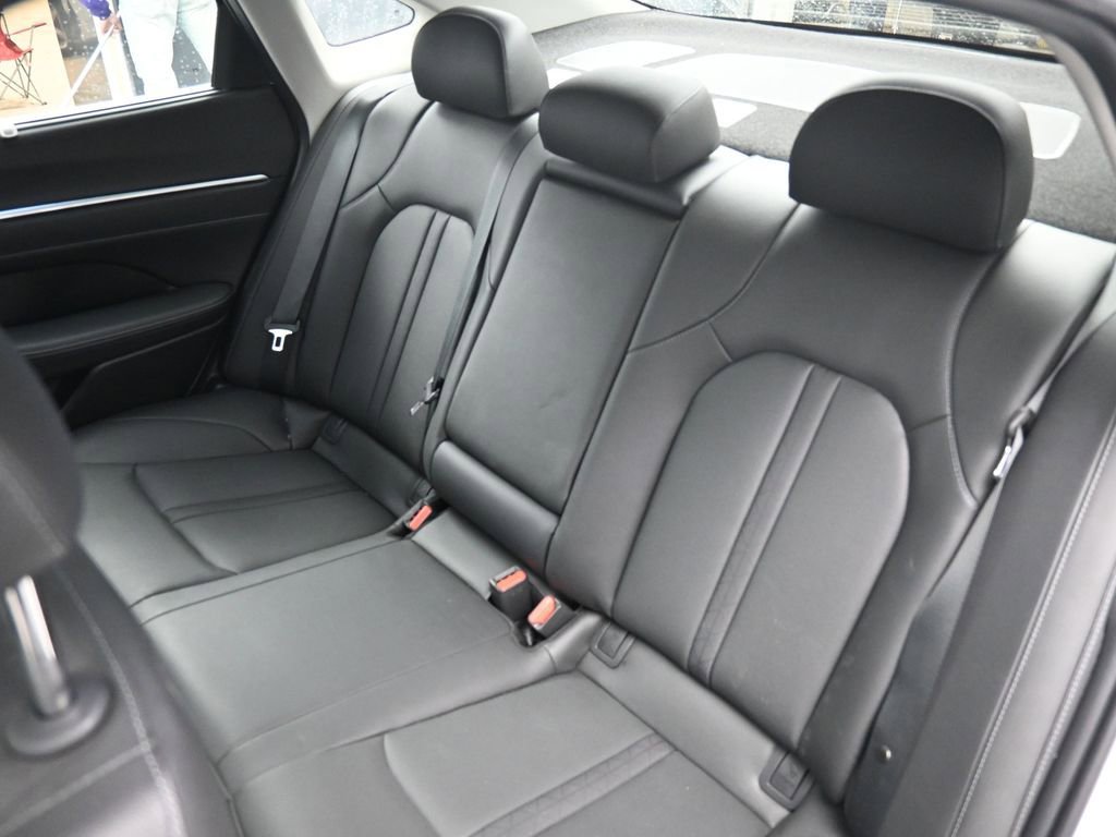 Used 2024 Hyundai Sonata Limited image 21