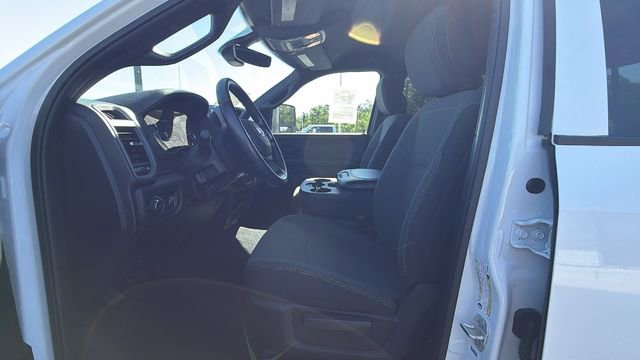 Used 2024 RAM 2500 Tradesman w/ Chrome Appearance Group image 33