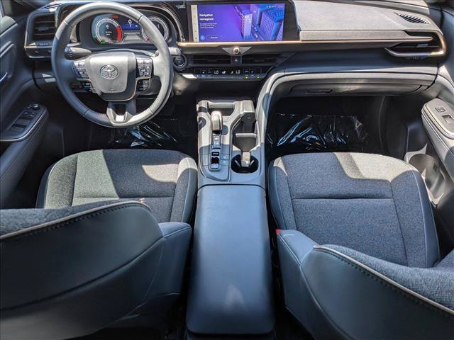 Used 2023 Toyota Crown AWD/4WD image 14
