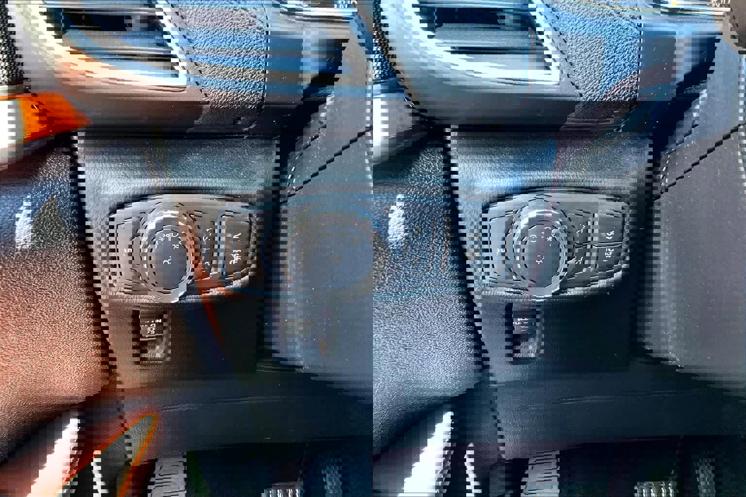 Used 2020 Lincoln Nautilus Reserve FWD image 34