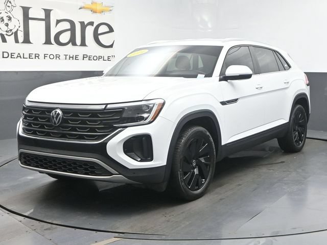 Used 2024 Volkswagen Atlas Cross Sport SE w/ Black Wheel Package FWD image 35