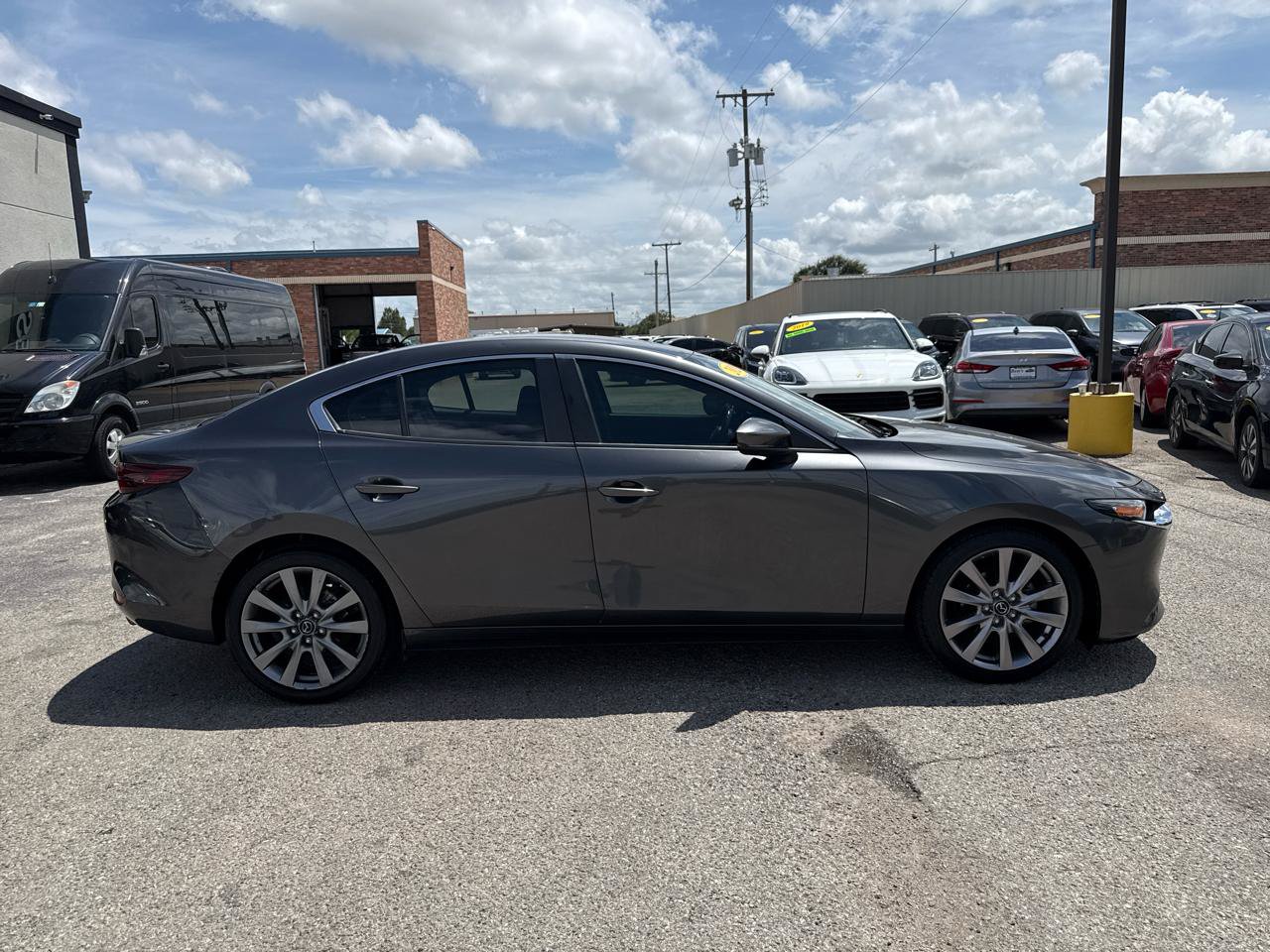Used 2020 MAZDA MAZDA3 Sedan w/ Select Package FWD image 5