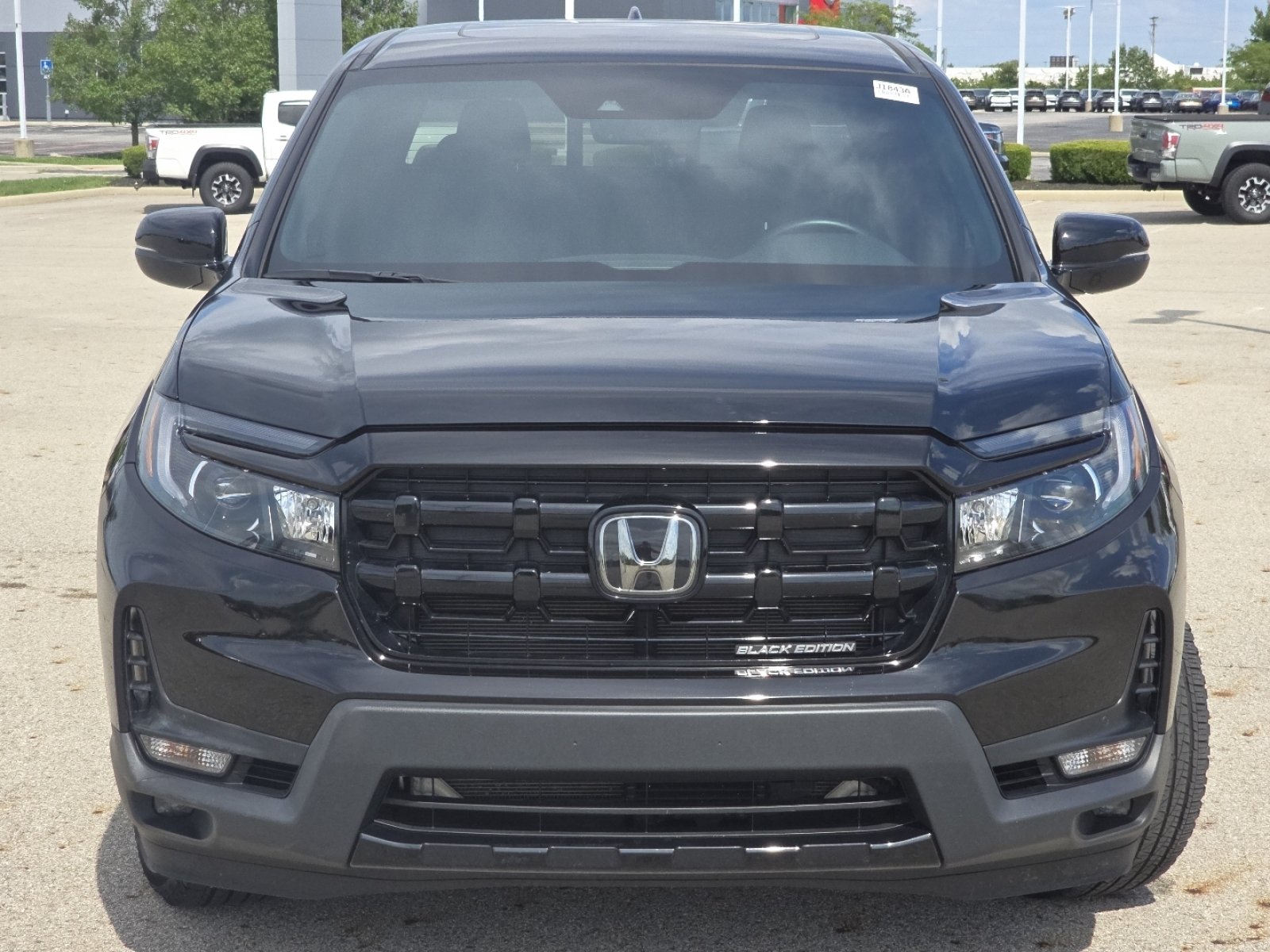 Used 2024 Honda Ridgeline Black Edition image 9