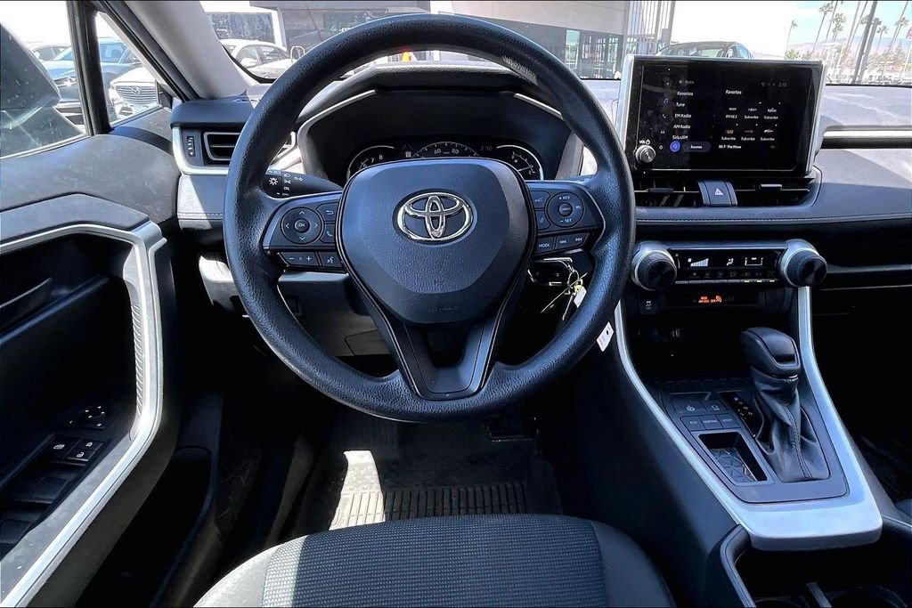 Used 2023 Toyota RAV4 LE FWD image 7