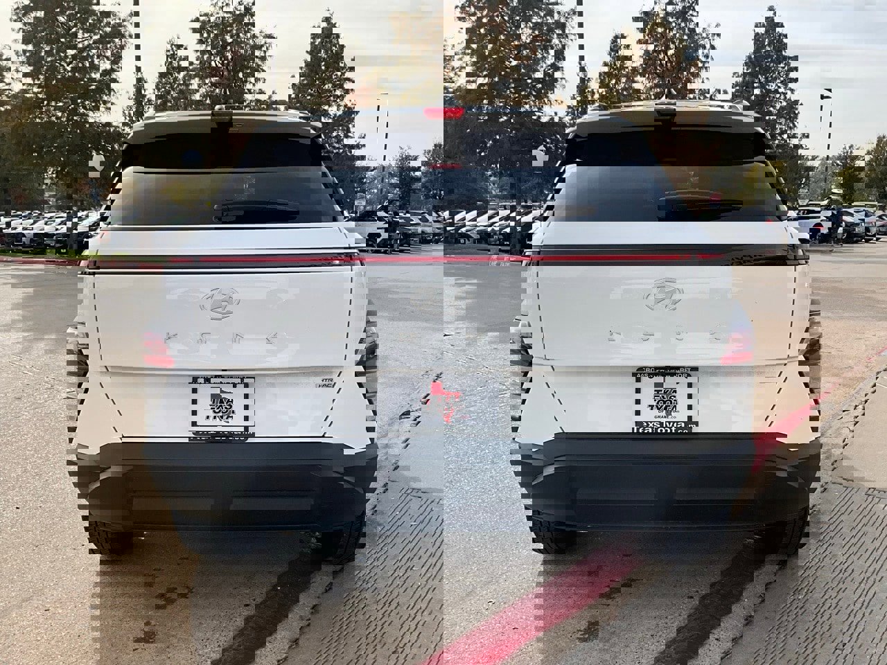 Used 2025 Hyundai Kona SEL image 7