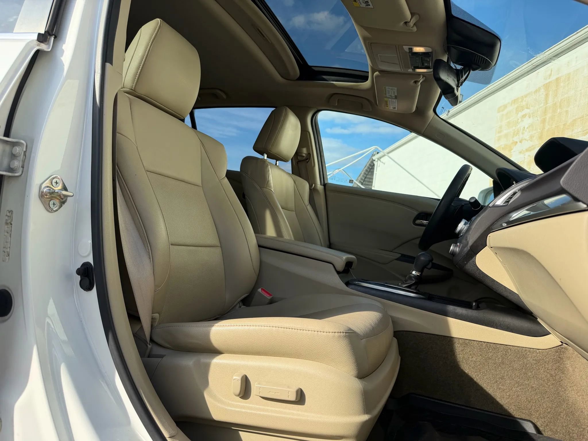 Used 2017 Acura RDX AWD w/ Advance Package image 14