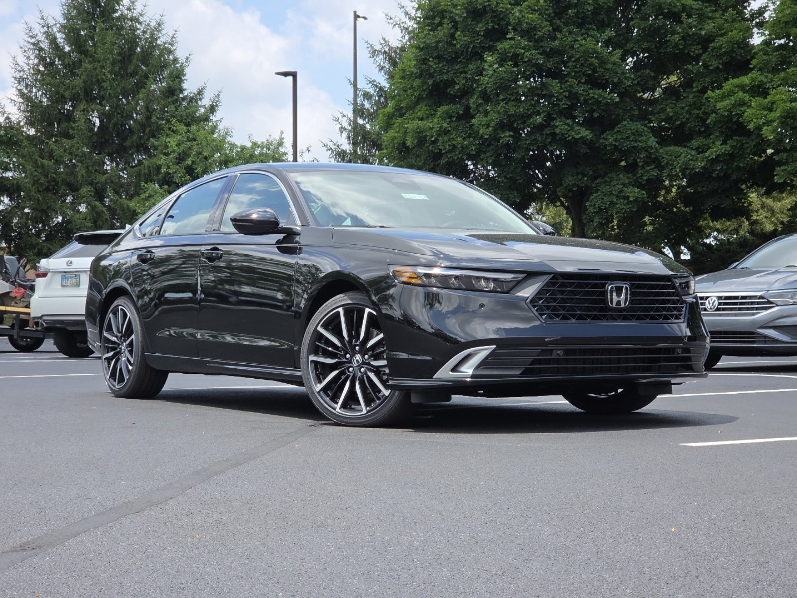 New 2026 Honda Accord Touring image 2