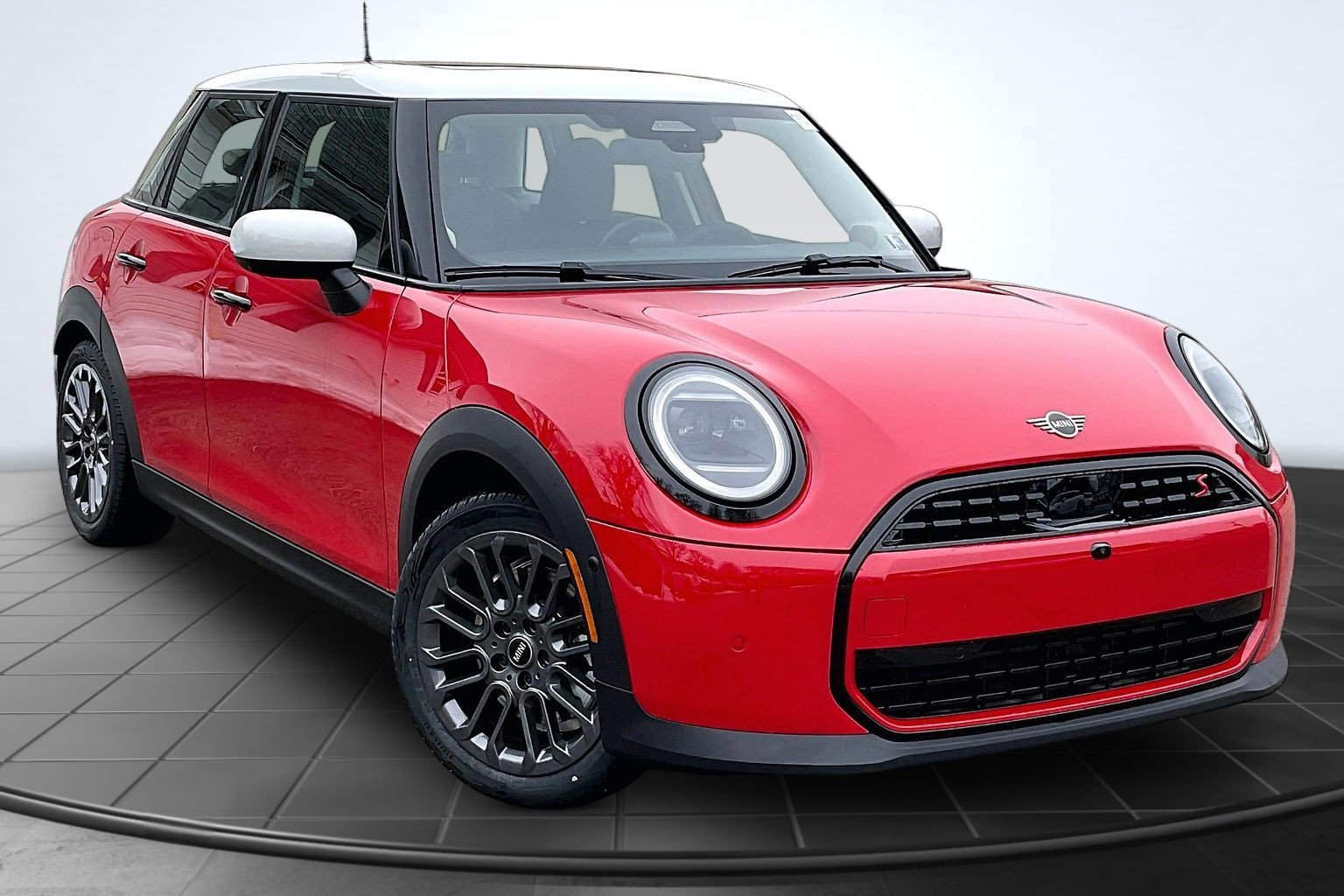 New 2026 MINI Cooper S image 2