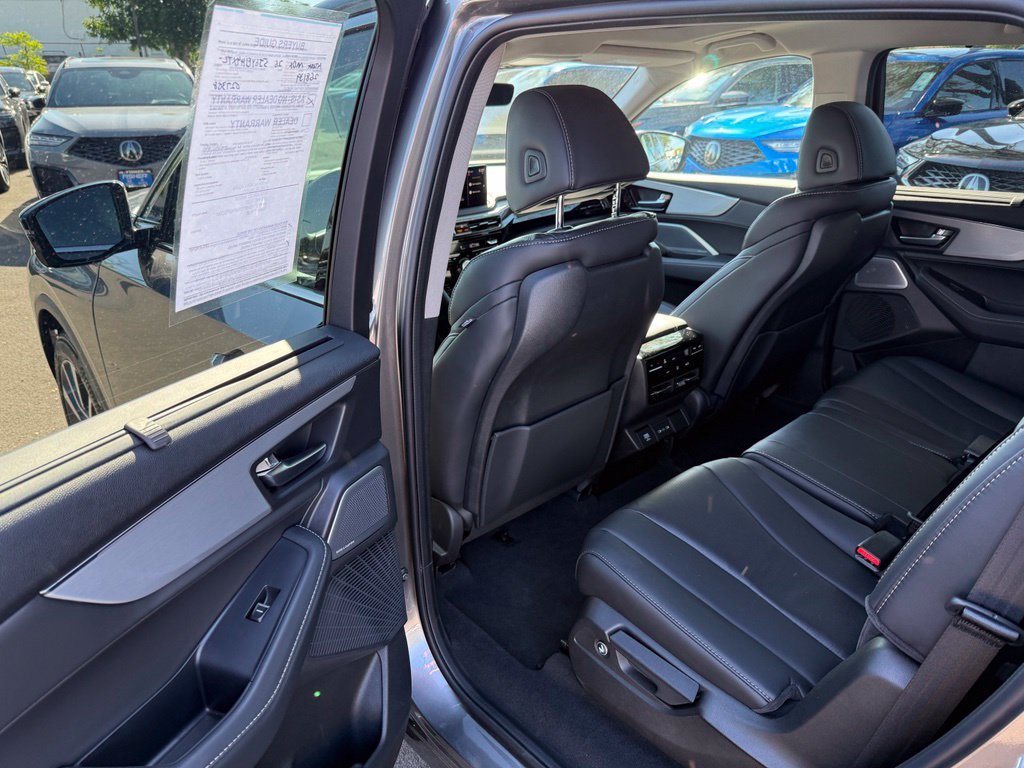 Certified 2026 Acura MDX w/ Technology Package AWD/4WD image 15