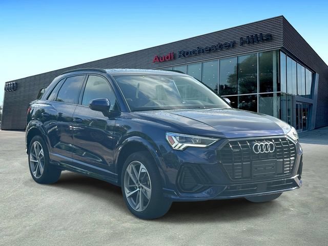 Certified 2025 Audi Q3 2.0T Premium w/ Convenience Plus Package AWD/4WD image 7