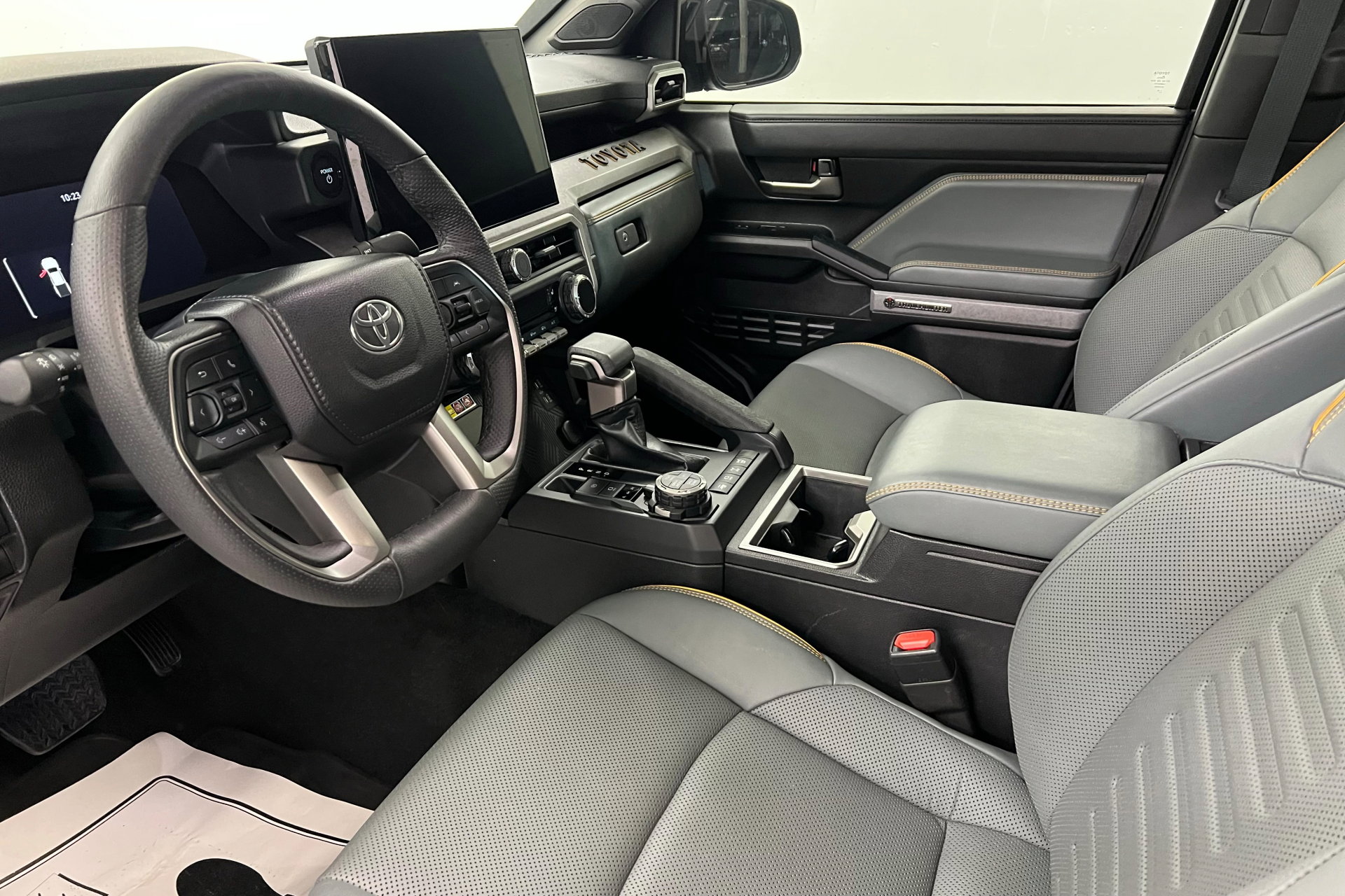 Used 2024 Toyota Tacoma Trailhunter Hybrid image 16