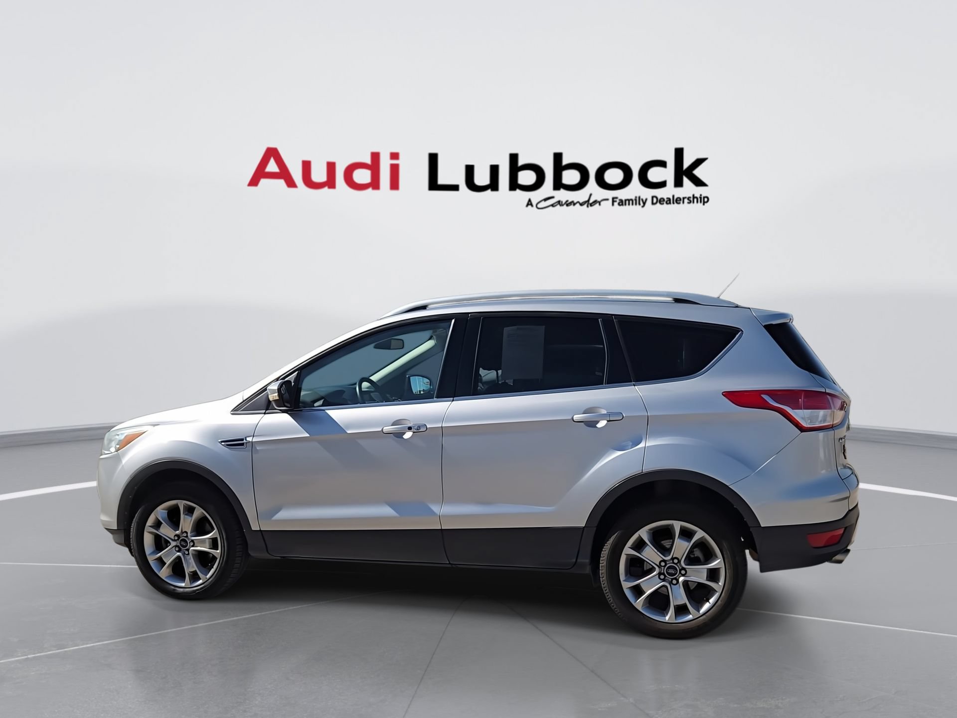 Used 2015 Ford Escape Titanium FWD image 6