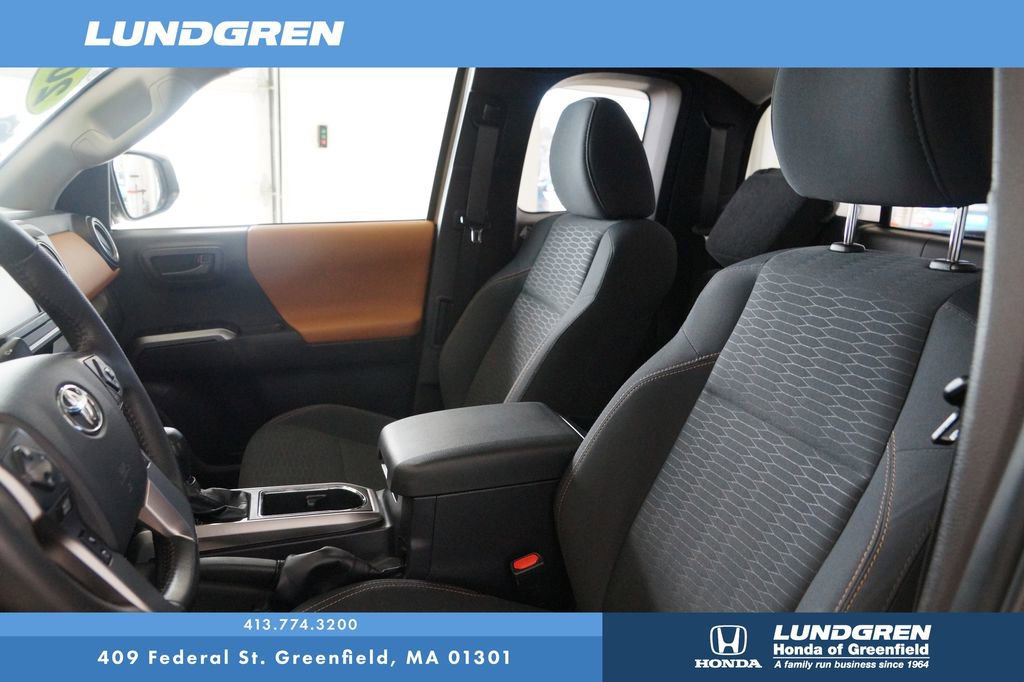 Used 2018 Toyota Tacoma SR5 image 13