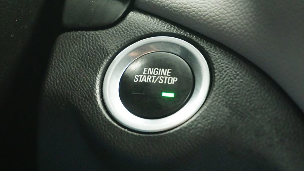 Used 2022 Chevrolet Equinox LT w/ Driver Convenience Package image 42