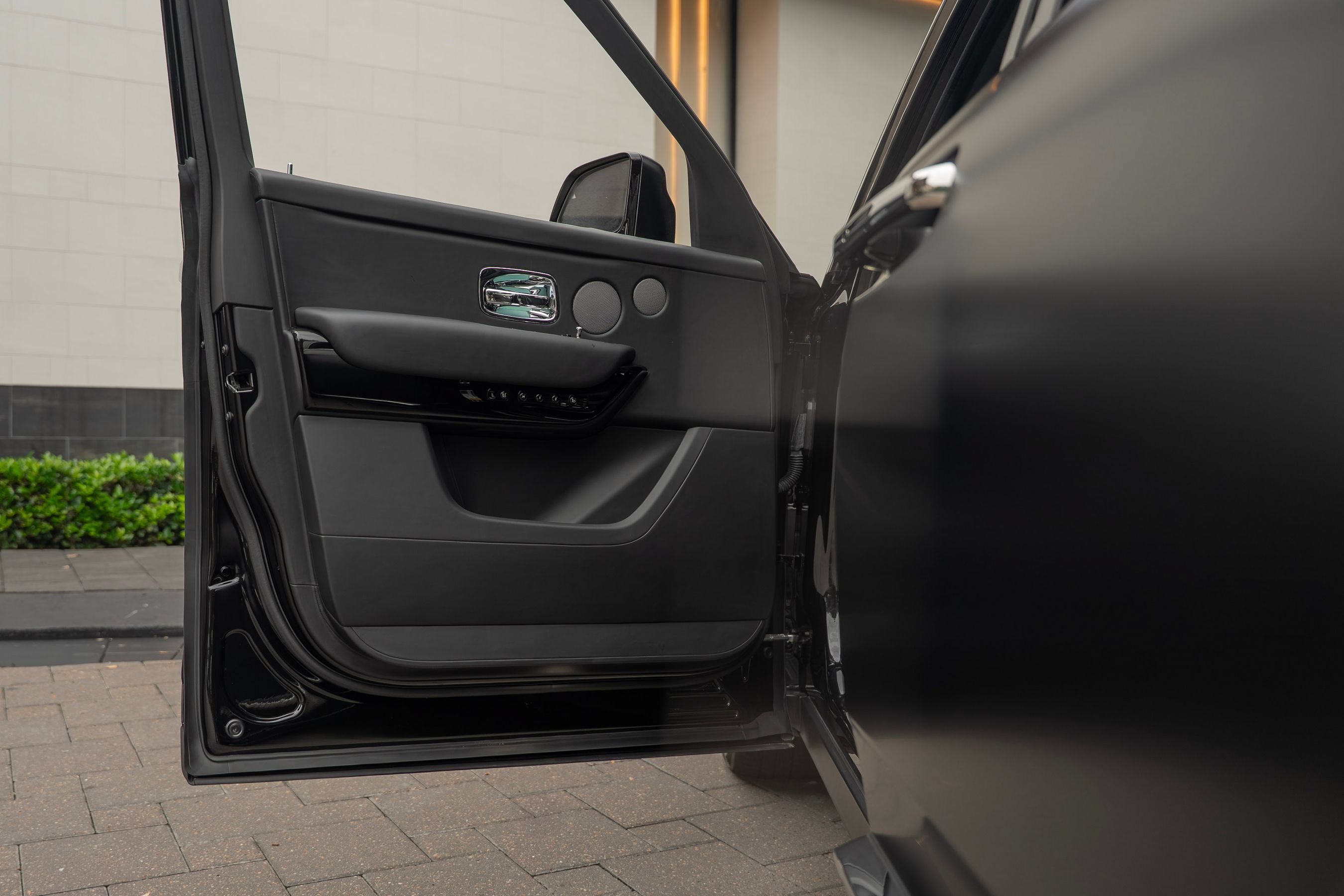 Certified 2023 Rolls-Royce Cullinan AWD/4WD image 7