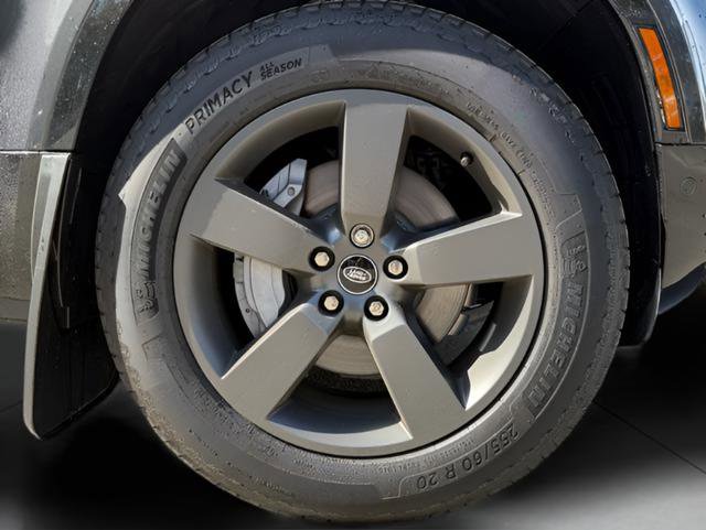 Certified 2025 Land Rover Defender 90 X-Dynamic SE image 11