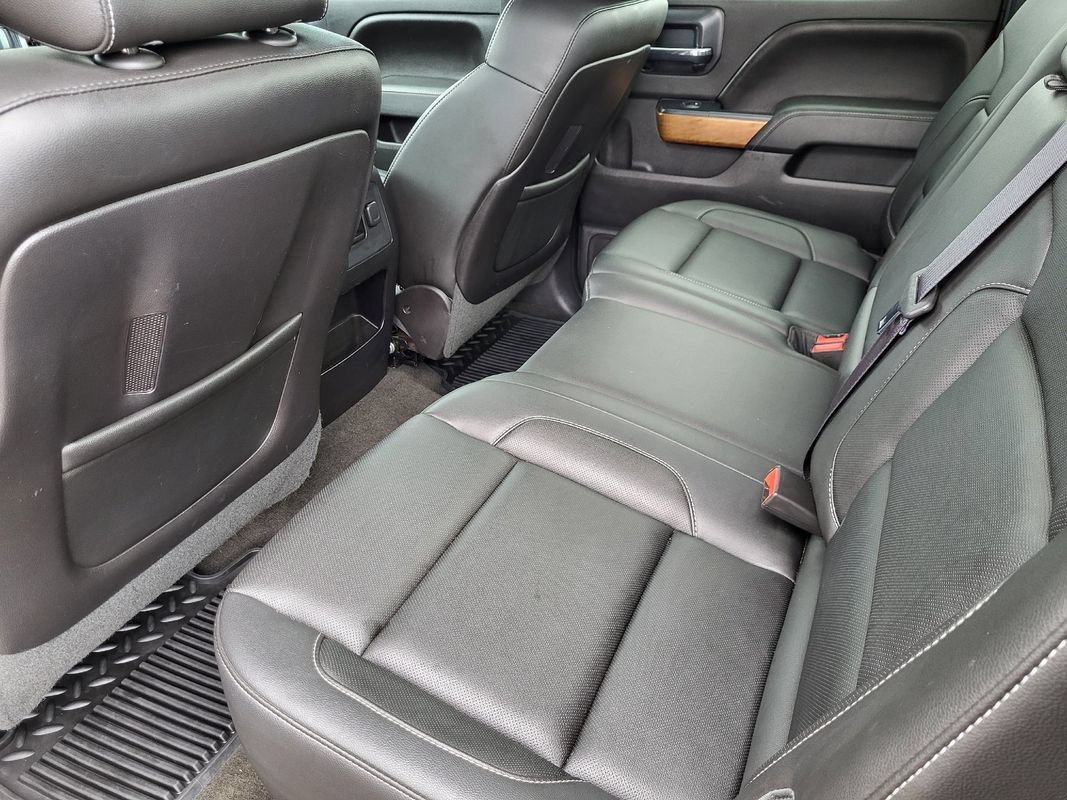 Used 2015 Chevrolet Silverado 1500 LTZ w/ LTZ Plus Package AWD/4WD image 33