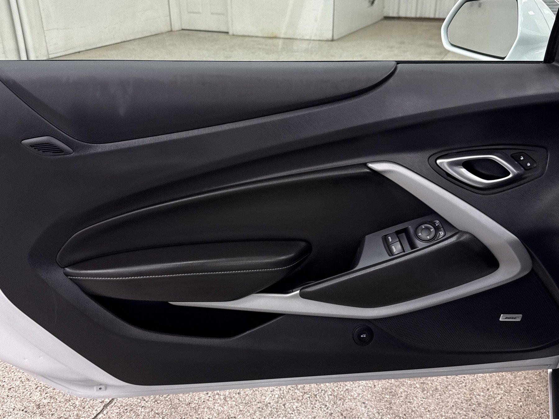 Used 2024 Chevrolet Camaro LT w/ Technology Package image 3