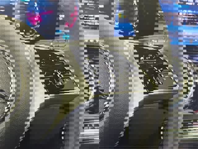 Certified 2025 Mercedes-Benz GLB 250 4MATIC image 25