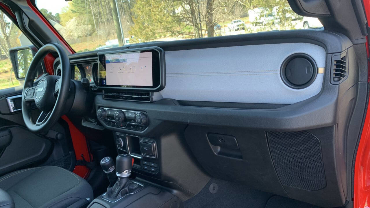 Used 2024 Jeep Wrangler Sport image 41