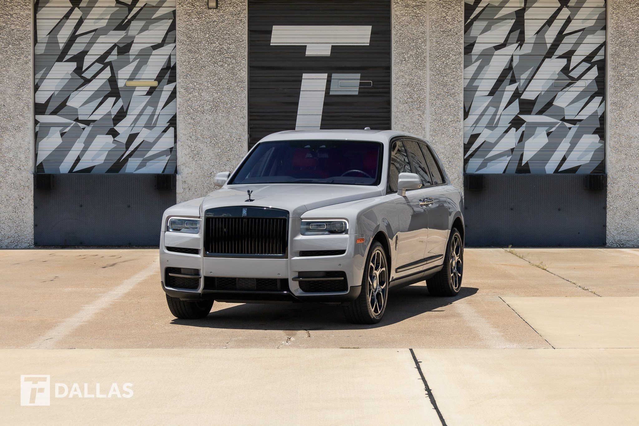Used 2022 Rolls-Royce Cullinan Black Badge w/ Dark Exterior Package AWD/4WD image 5