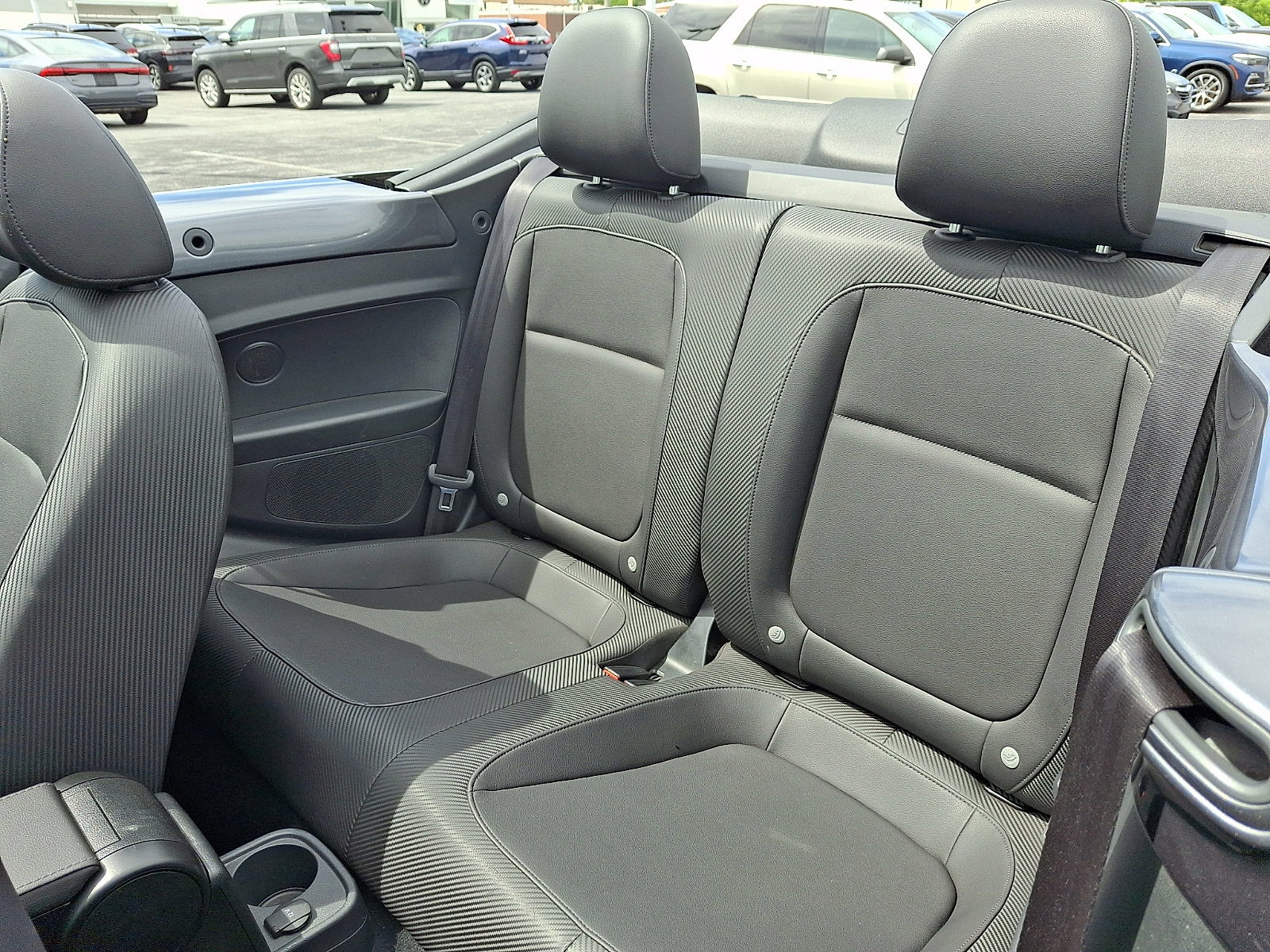 Used 2014 Volkswagen Beetle TDI FWD image 10