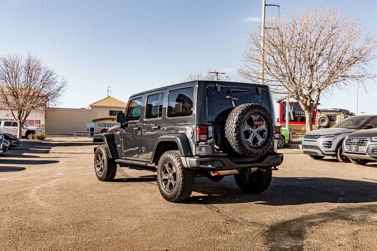 Used 2017 Jeep Wrangler Unlimited Rubicon image 5