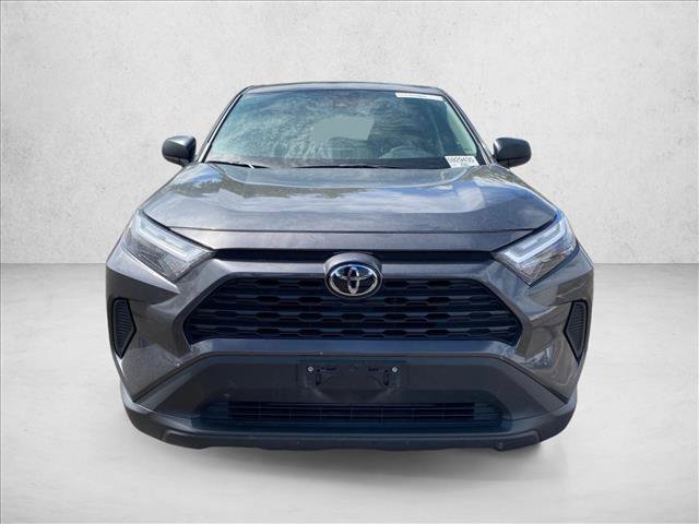 Used 2025 Toyota RAV4 LE AWD/4WD image 2