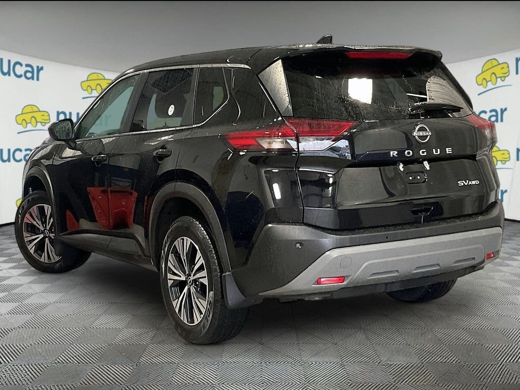 Used 2023 Nissan Rogue SV AWD/4WD image 4