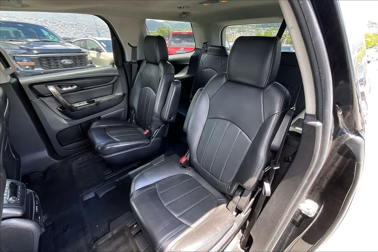 Used 2017 GMC Acadia Limited SLT AWD/4WD image 29