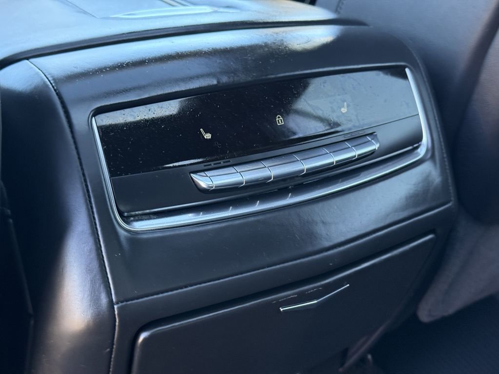 Used 2022 Cadillac Escalade Sport Platinum image 30