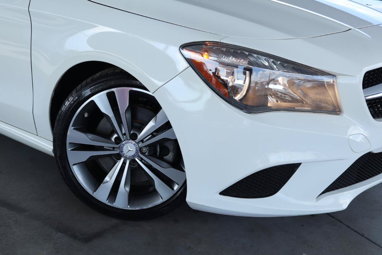 Used 2016 Mercedes-Benz CLA 250 image 4