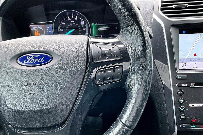 Used 2018 Ford Explorer Sport AWD/4WD image 18