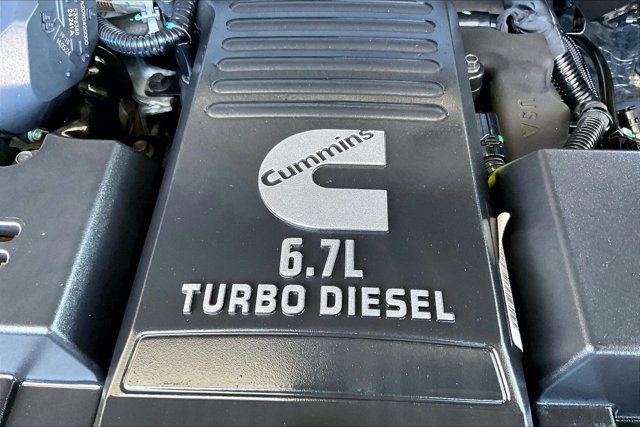 Used 2024 RAM 2500 Laramie AWD/4WD image 32