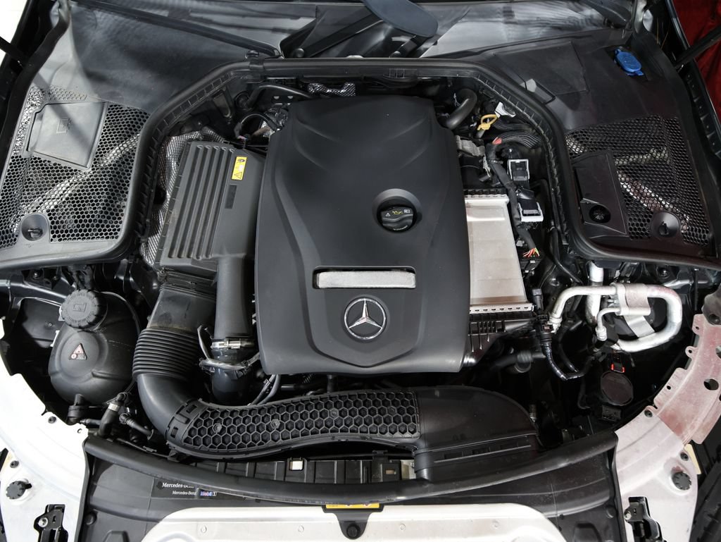 Used 2018 Mercedes-Benz C 300 Sedan image 25